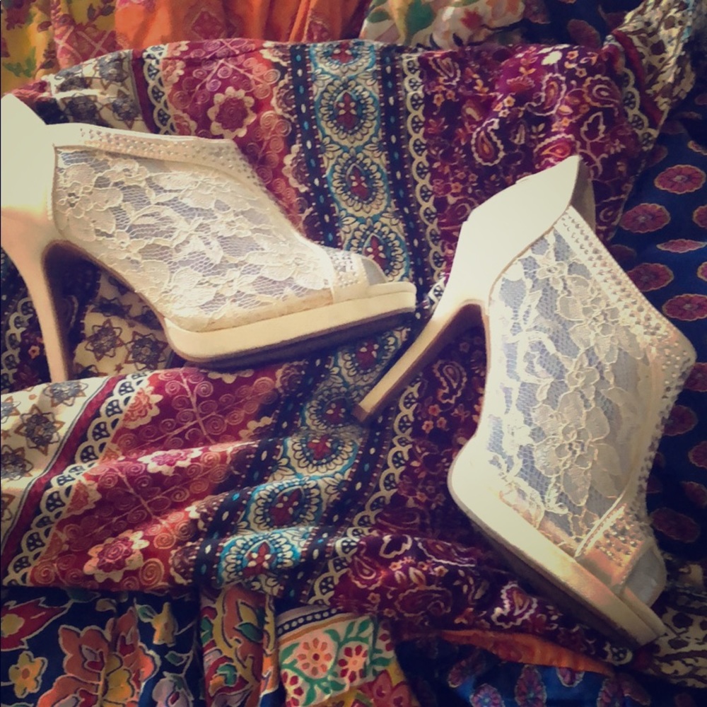 White bridal shoes